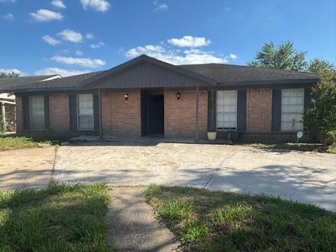12007 Sharpcrest Street Houston TX 77072