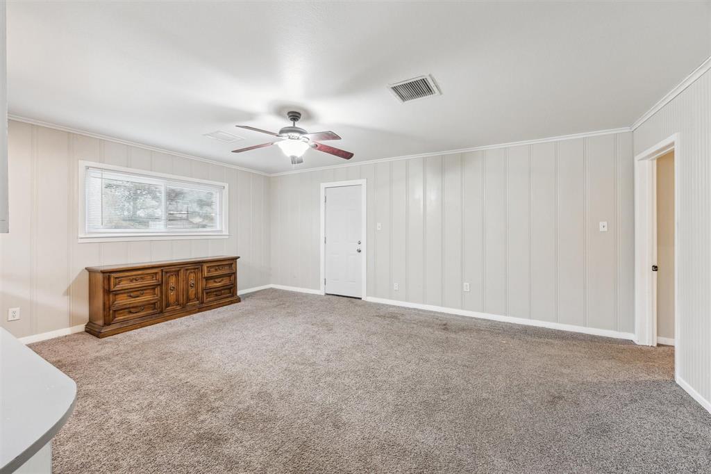 1445 Kosse Street, Hempstead, Texas image 6