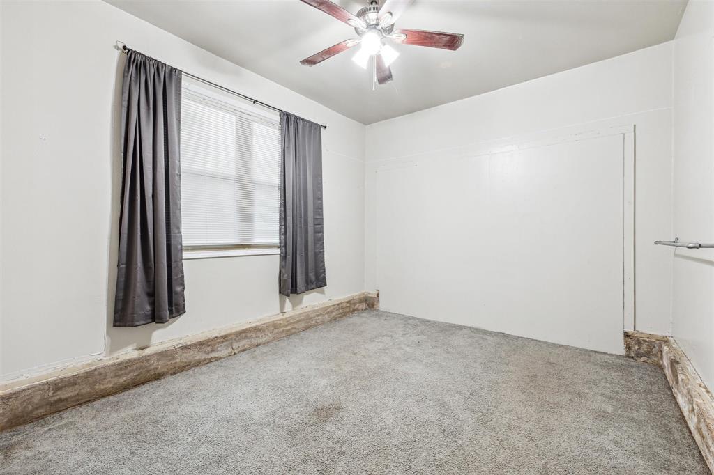 1445 Kosse Street, Hempstead, Texas image 17