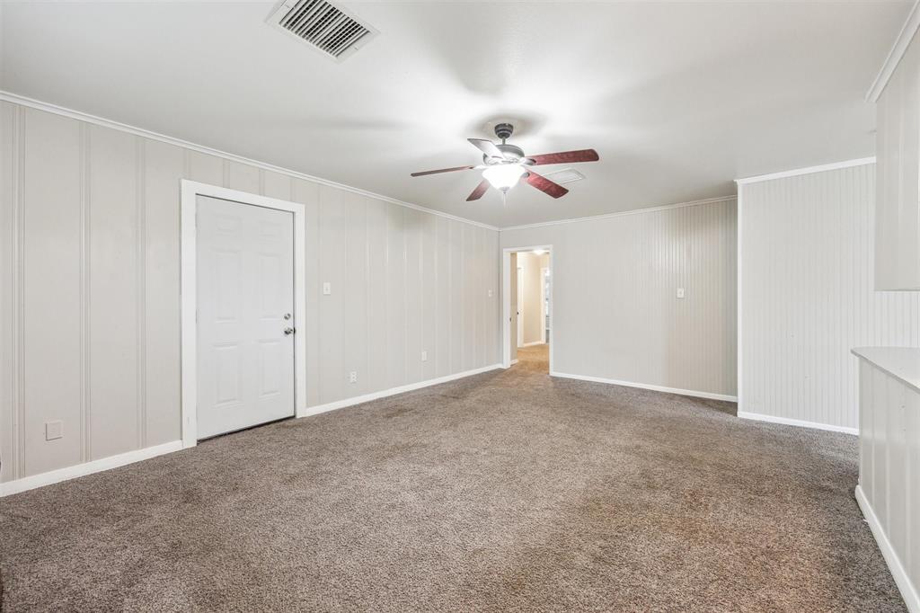 1445 Kosse Street, Hempstead, Texas image 7