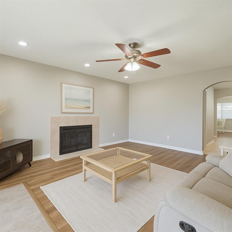 7205 Yucca Drive, Galveston, Texas image 25