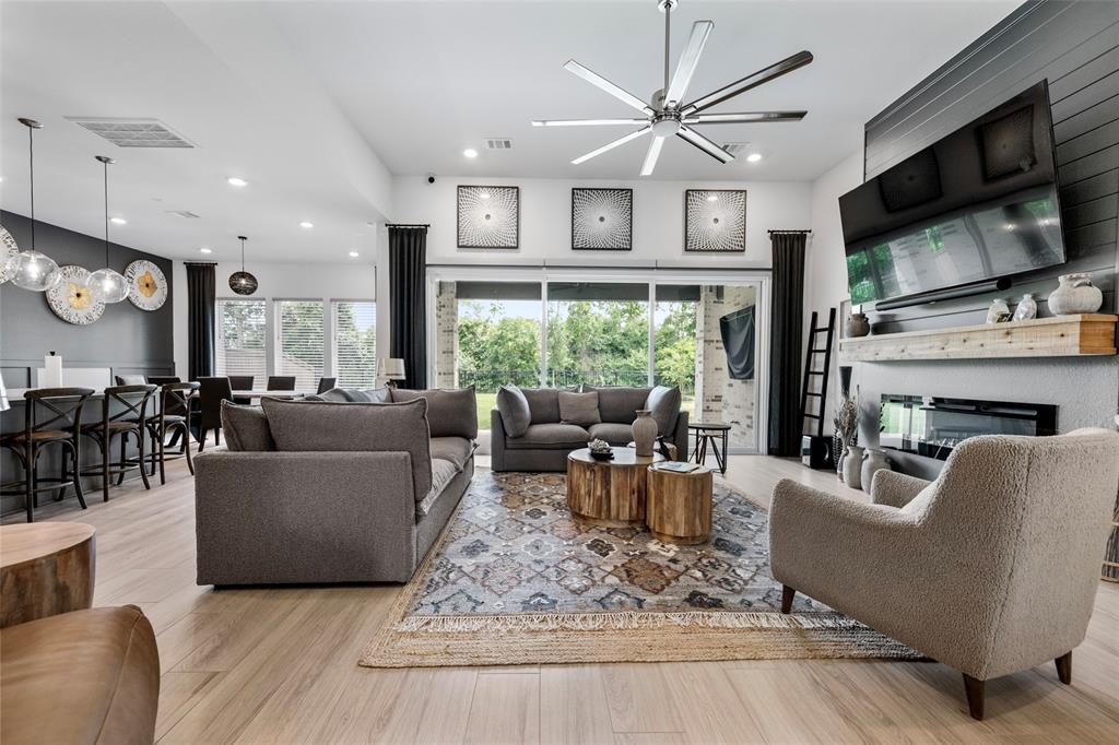 11938 Carillon Forest Drive, Humble, Texas image 5