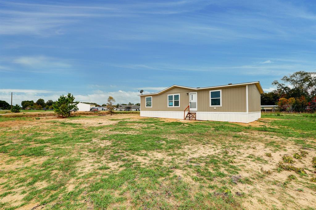 879 Road 5027, Cleveland, Texas image 2