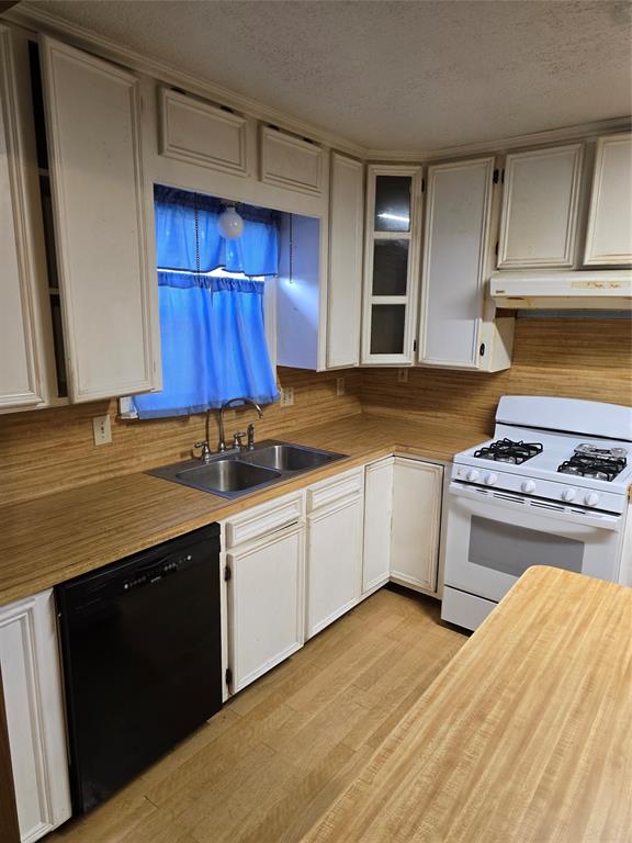 125 S Nugent Street, La Porte, Texas image 7