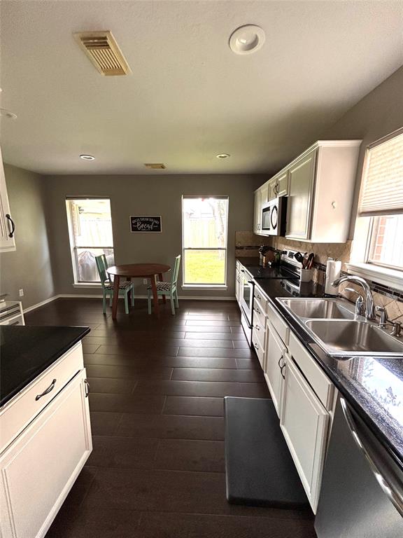 4905 Archway Drive