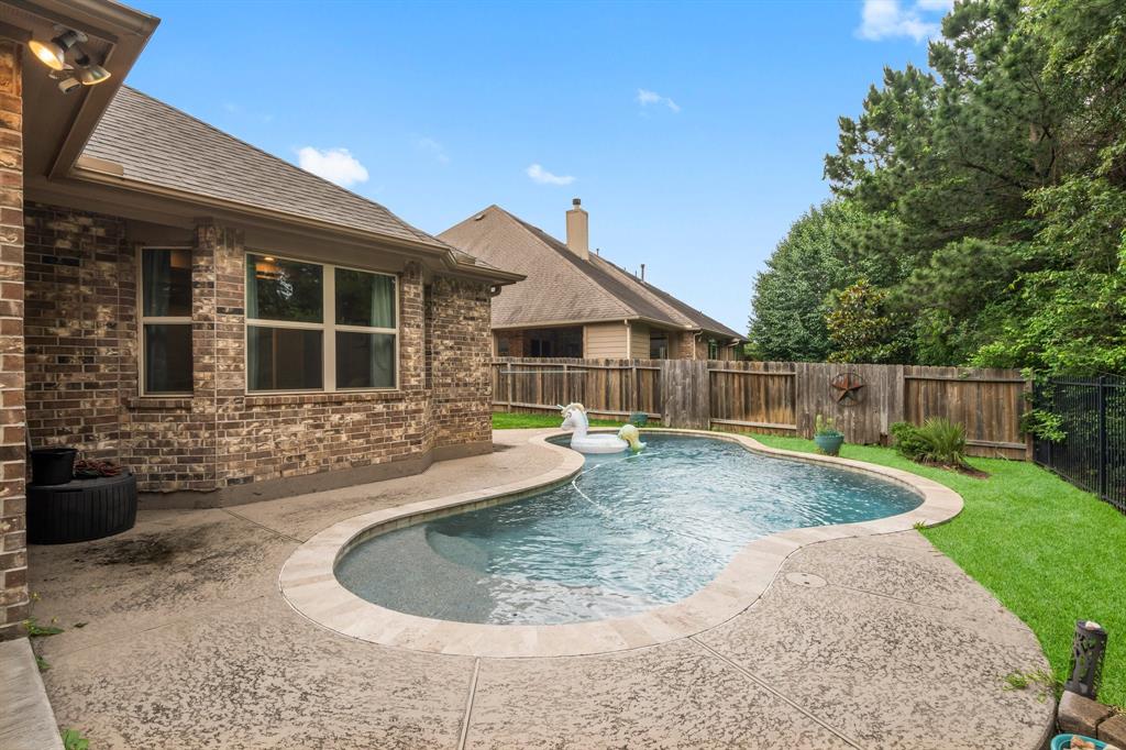 8315 Liat Lane, Conroe, Texas image 39