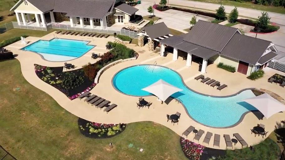 8315 Liat Lane, Conroe, Texas image 47