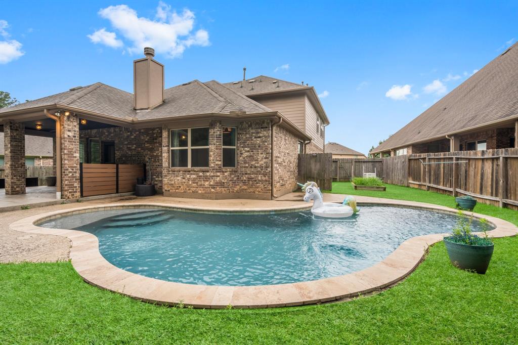 8315 Liat Lane, Conroe, Texas image 4