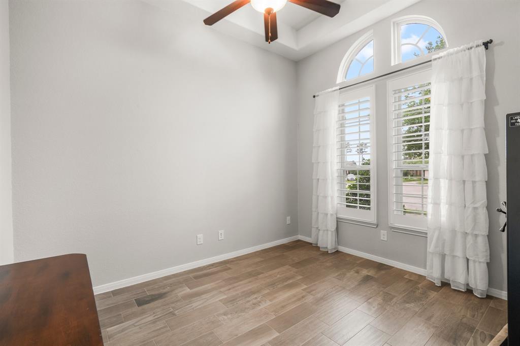8315 Liat Lane, Conroe, Texas image 7
