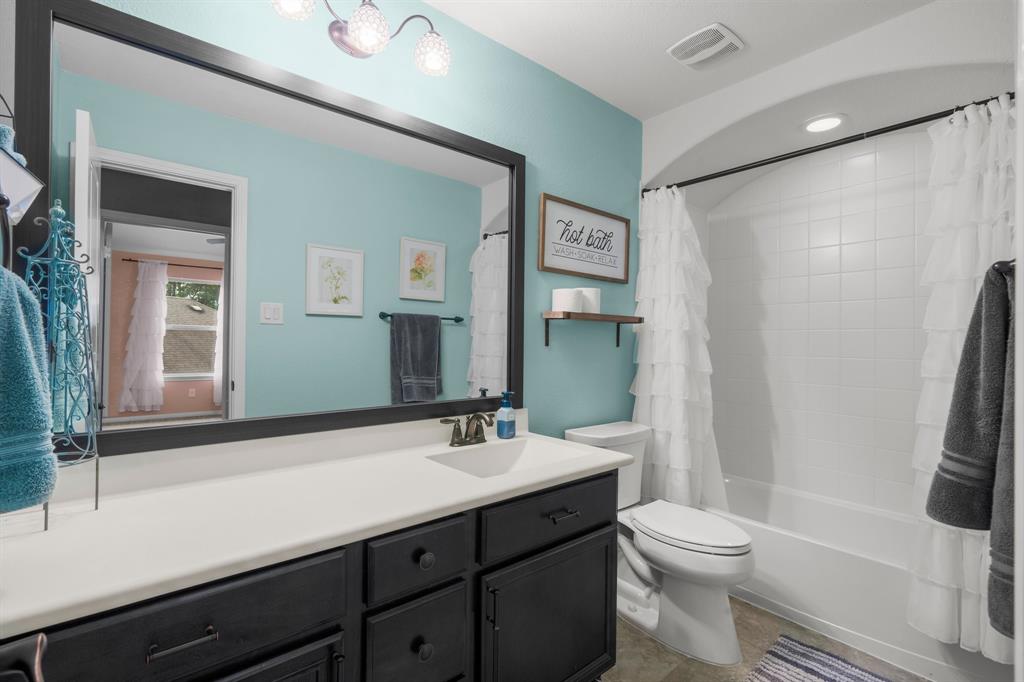 8315 Liat Lane, Conroe, Texas image 31