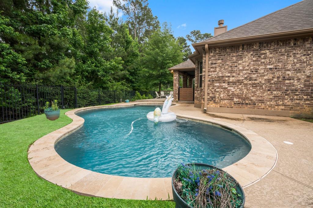 8315 Liat Lane, Conroe, Texas image 38