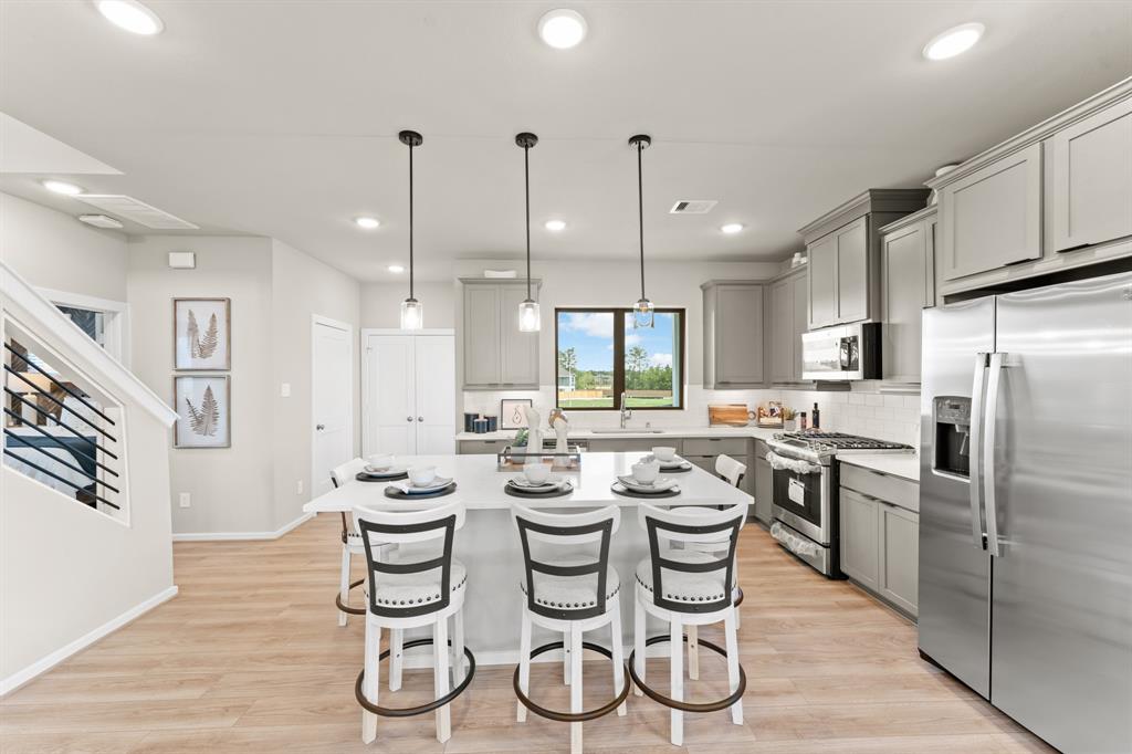 property-search 3 15818 Invergelder Drive