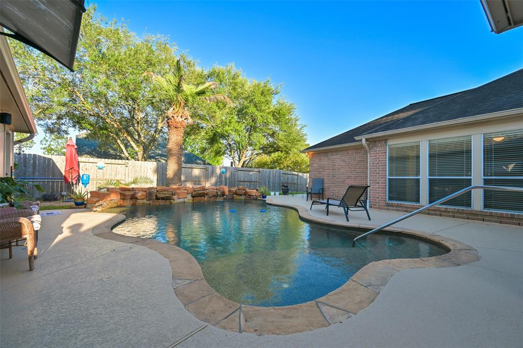 2891 Morning Pond Lane, League City, Texas image 40