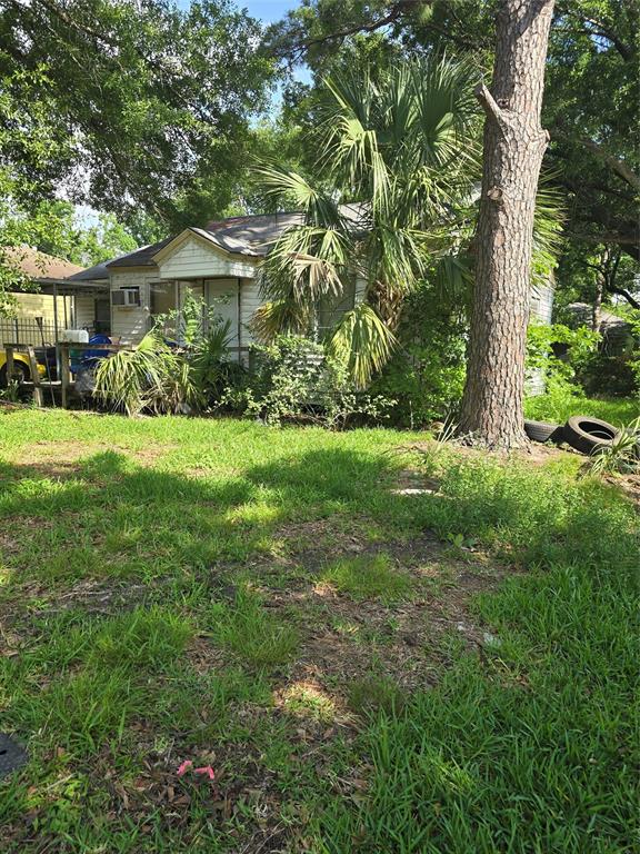 112 Denham Avenue