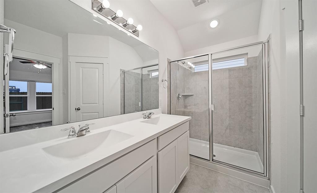 4322 Maple Root Lane, Pinehurst, Texas image 11