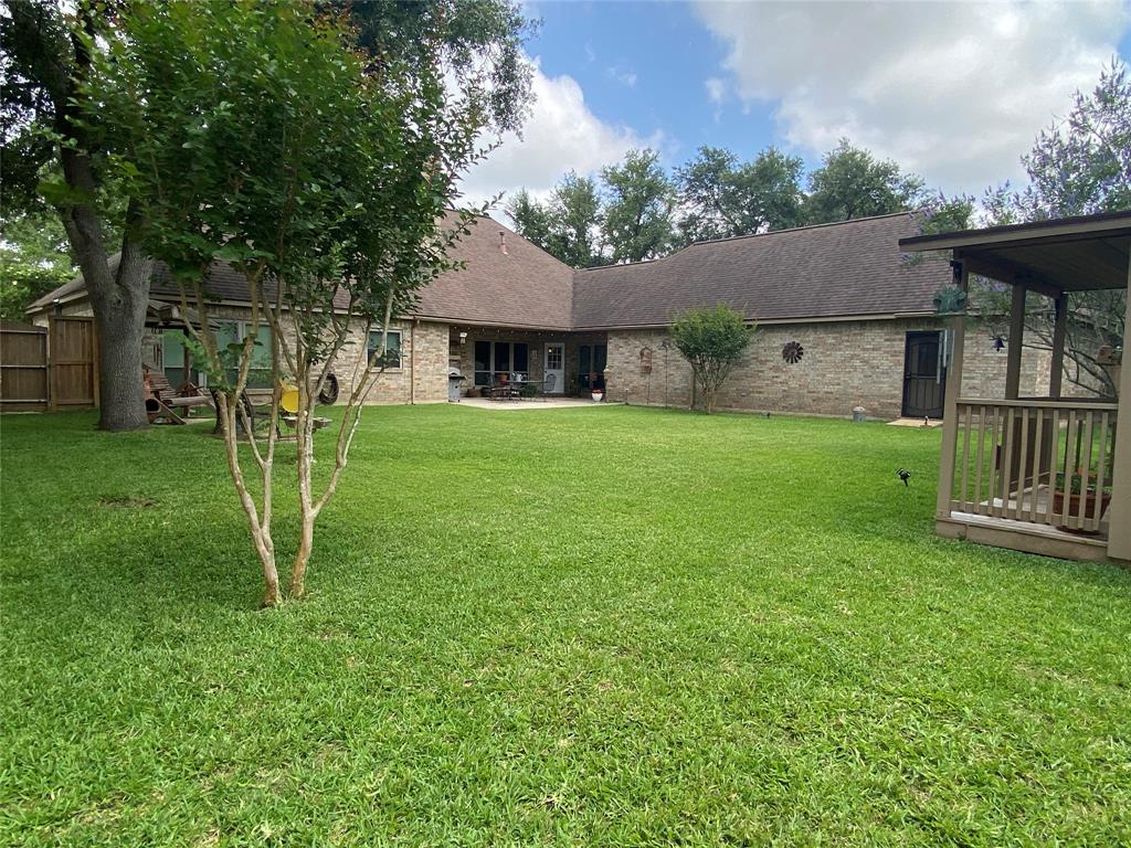 216 Dewberry Drive, Lake Jackson, Texas image 33