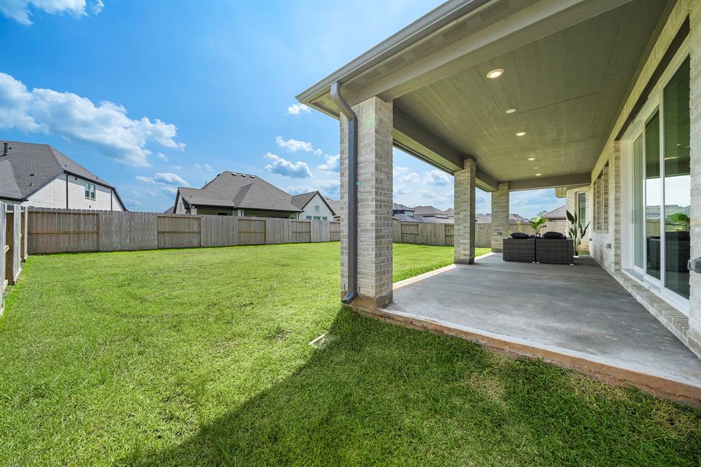 10022 Serenity Grove Drive, Missouri City, Texas image 31