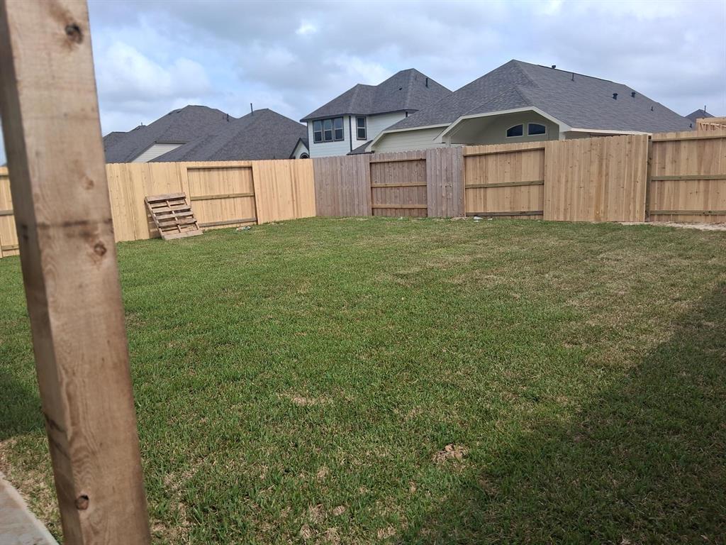 1926 Middle Pass Lane, Angleton, Texas image 22