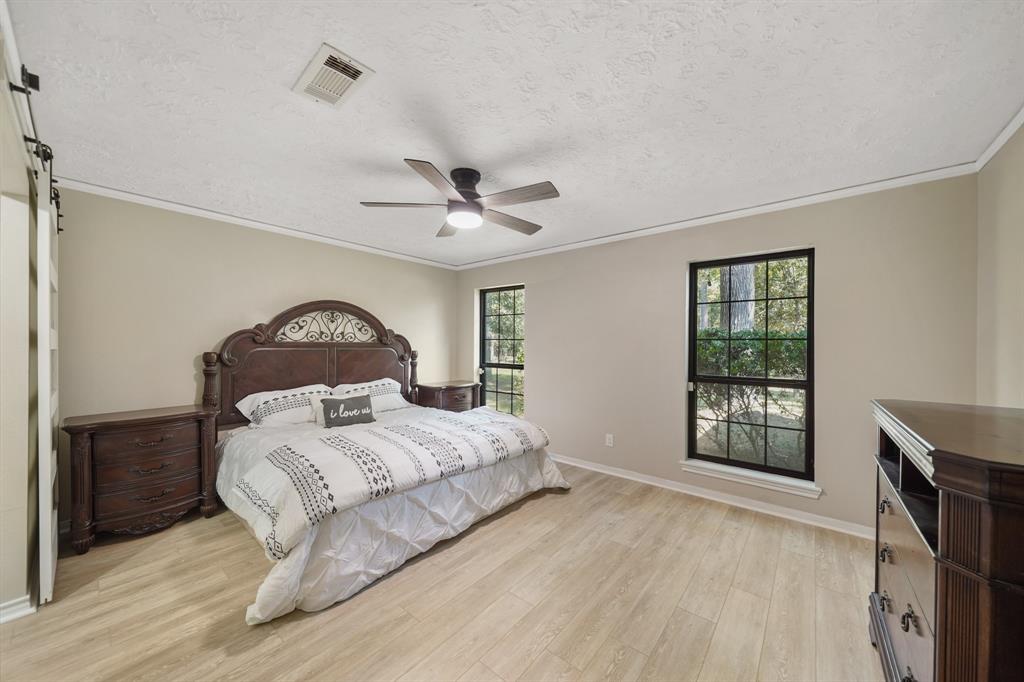 302 Tall Pines Drive, Magnolia, Texas image 18