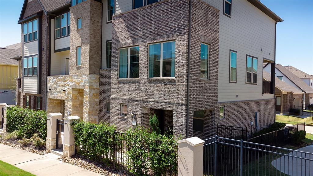 9535 Towne Lake Parkway, Cypress, Texas image 1
