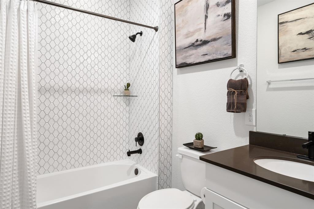 9535 Towne Lake Parkway, Cypress, Texas image 35