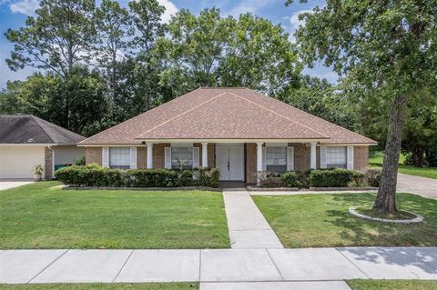 Photo of 3301 Savell Drive, Baytown, TX 77521 (MLS # 30947036) Photo of 3301 Savell Drive, Baytown, TX 77521 (MLS # 30947036)