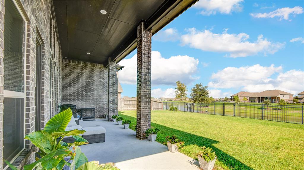 13803 Village Glen Lane, Rosharon, Texas image 33