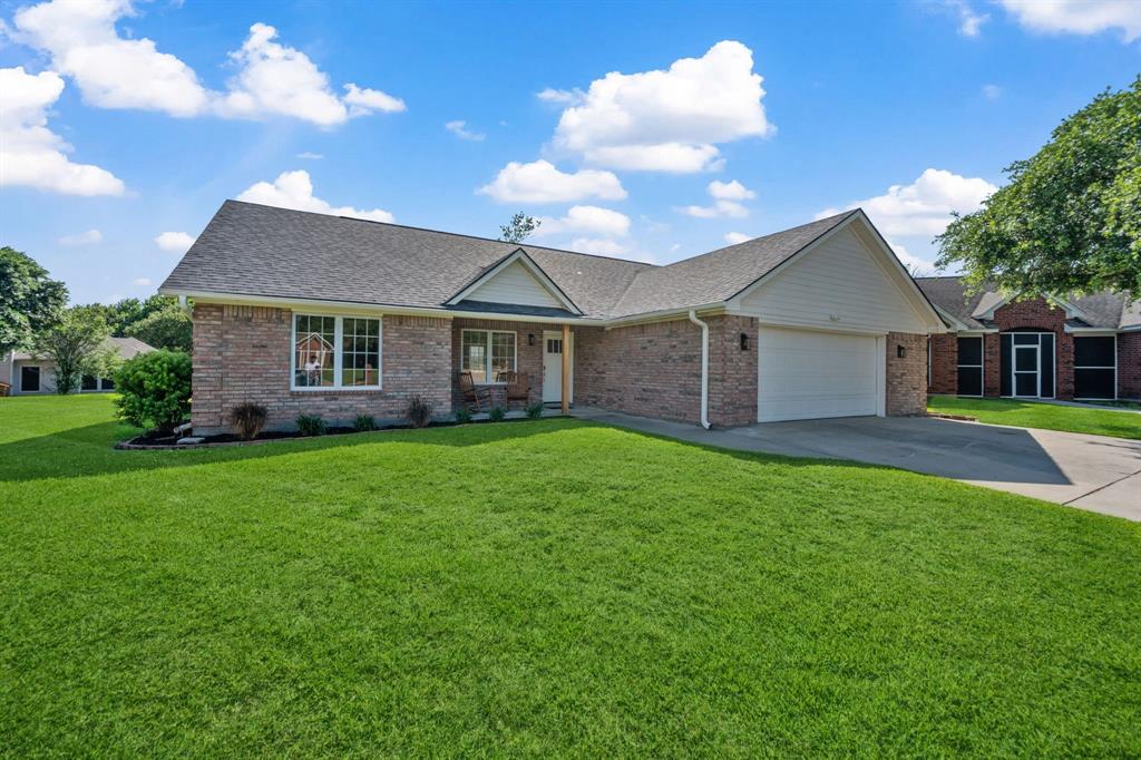 6998 Breezy Point, Willis, Texas image 2