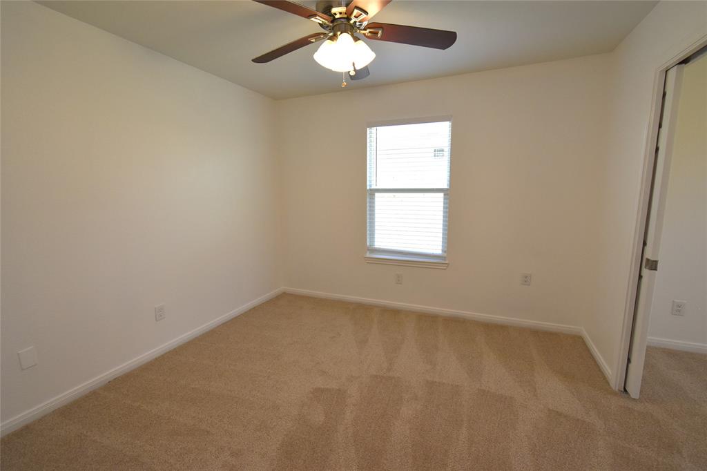 3938 Falvel Shadow Creek Drive, Spring, Texas image 15