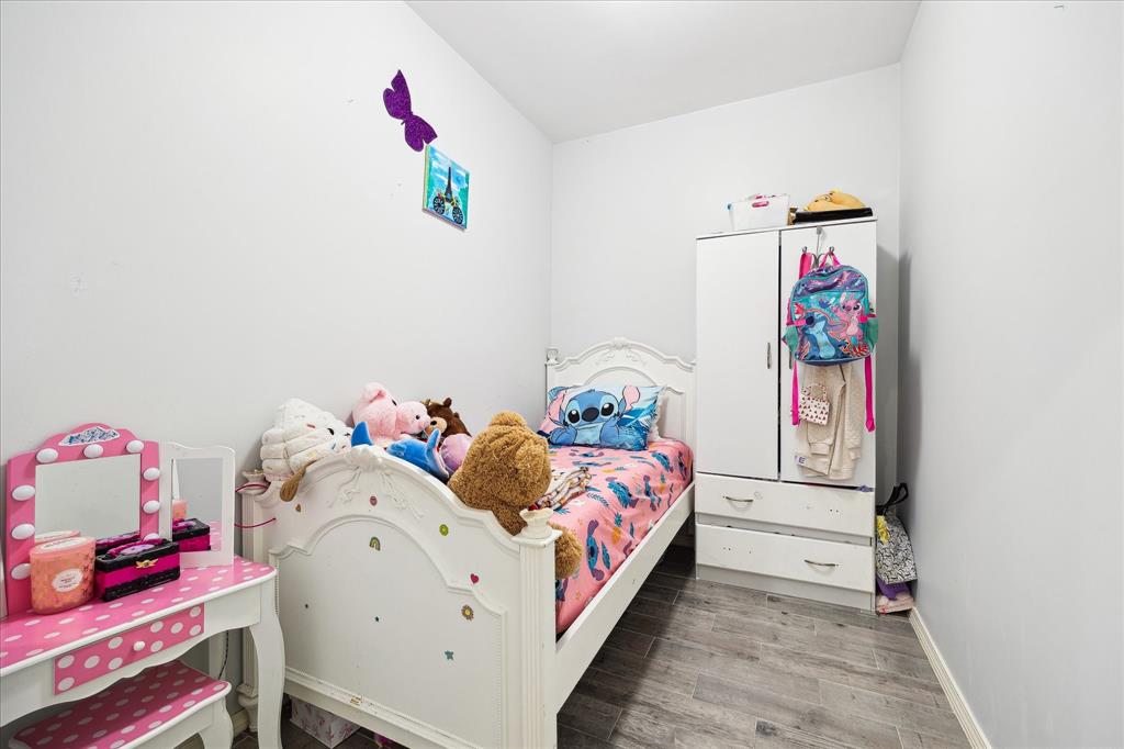 8917 Hawk Road, Pearland, Texas image 27