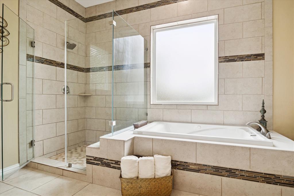 8917 Hawk Road, Pearland, Texas image 14