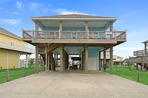 A home in Crystal Beach