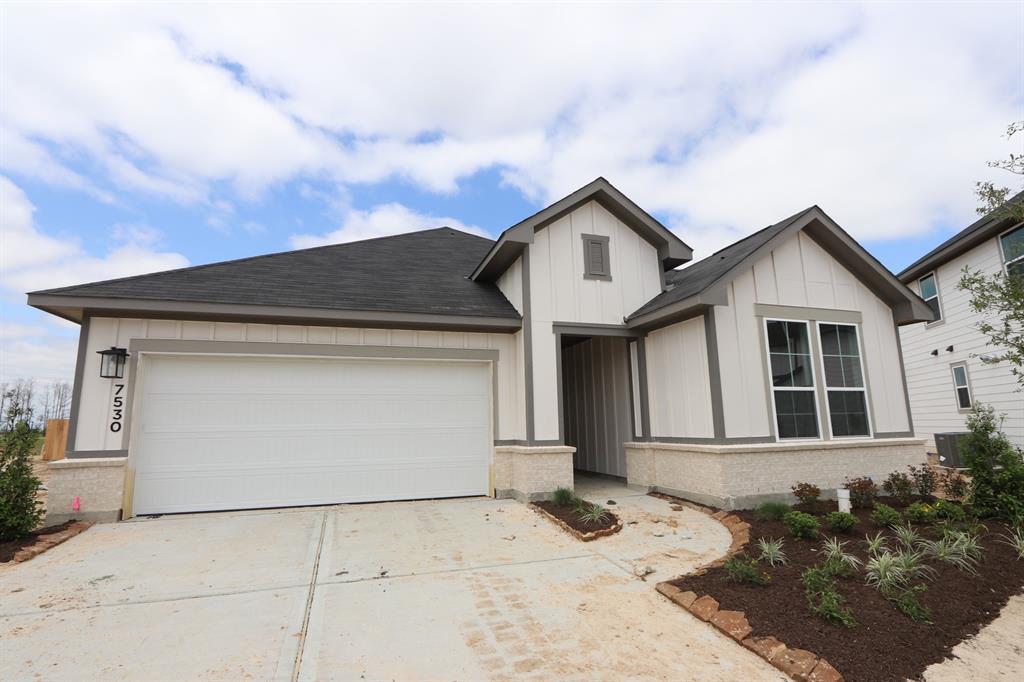 7530 Bristlegrass Colony Court, Cypress, Texas image 1