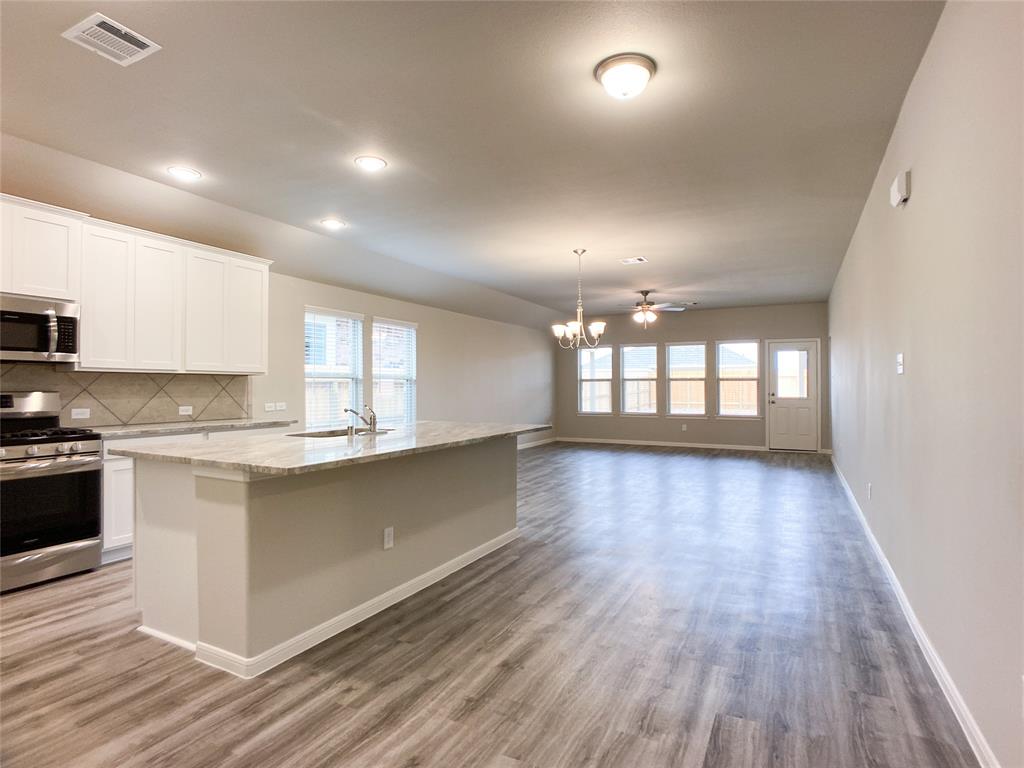 17839 Chartertree Lane, Tomball, Texas image 4