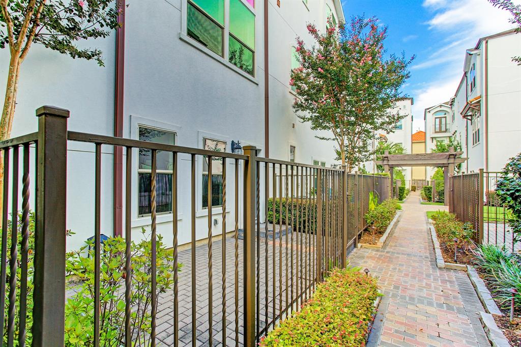4221 Feagan Street, Houston, Texas image 30