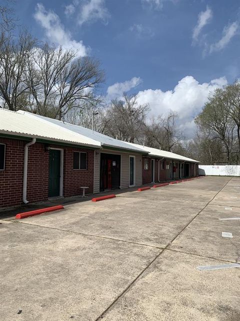 4831 Sycamore Avenue 16 Pasadena TX 77503