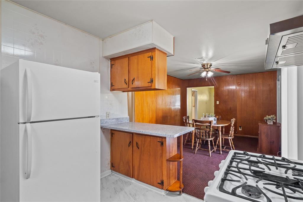 14 S Algeria Street, Texas City, Texas image 7