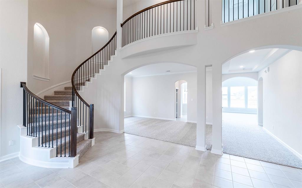 6207 Belleau Lake Drive