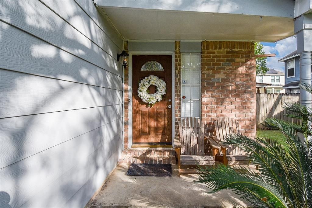 Photo of 5631 Fawn Trail Lane, Humble, TX 77346 (MLS # 14402370)