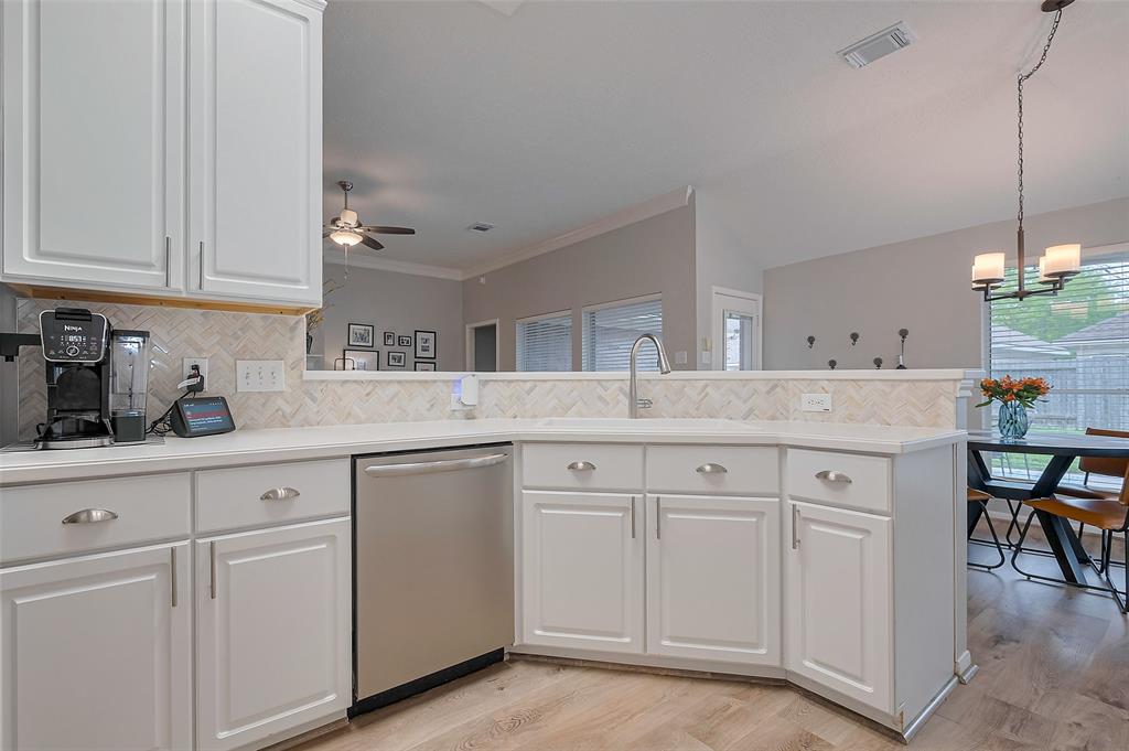6214 Harbour Gateway Lane, Missouri City, Texas image 16