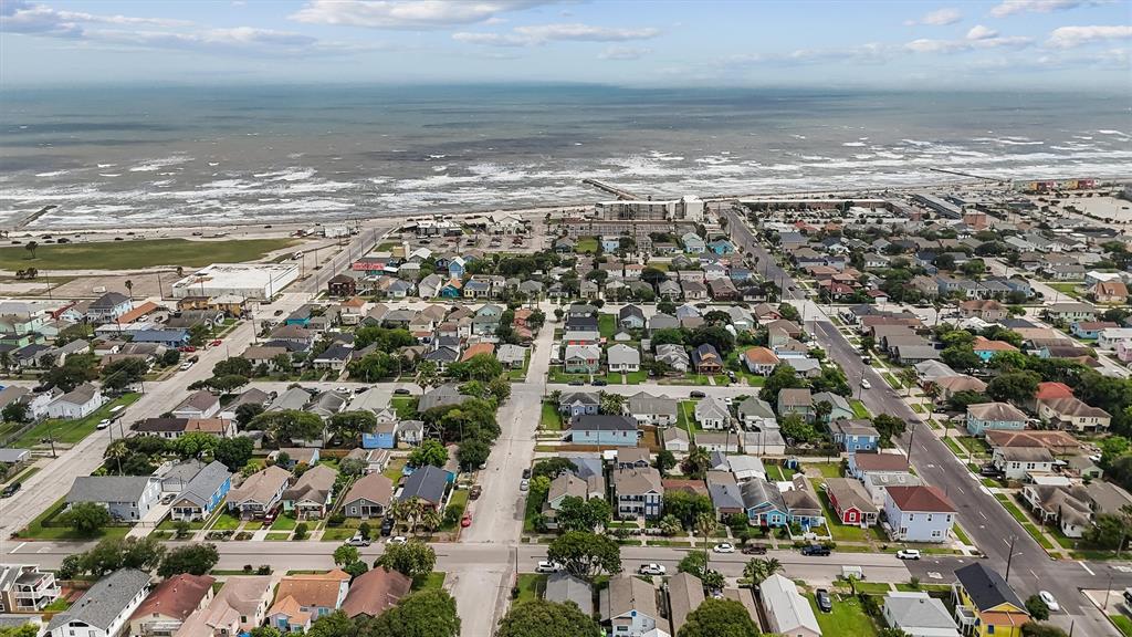 3601 Avenue R, Galveston, Texas image 4
