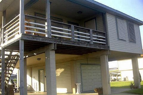 A home in Bayou Vista