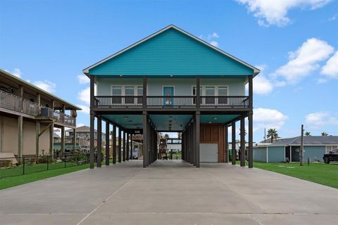 A home in Crystal Beach