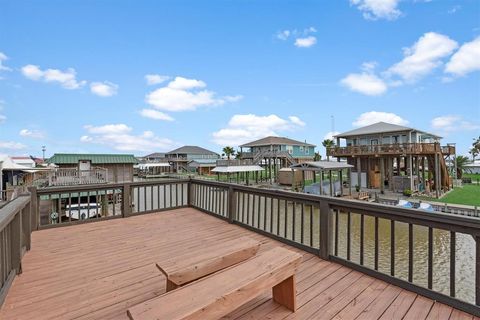 A home in Crystal Beach