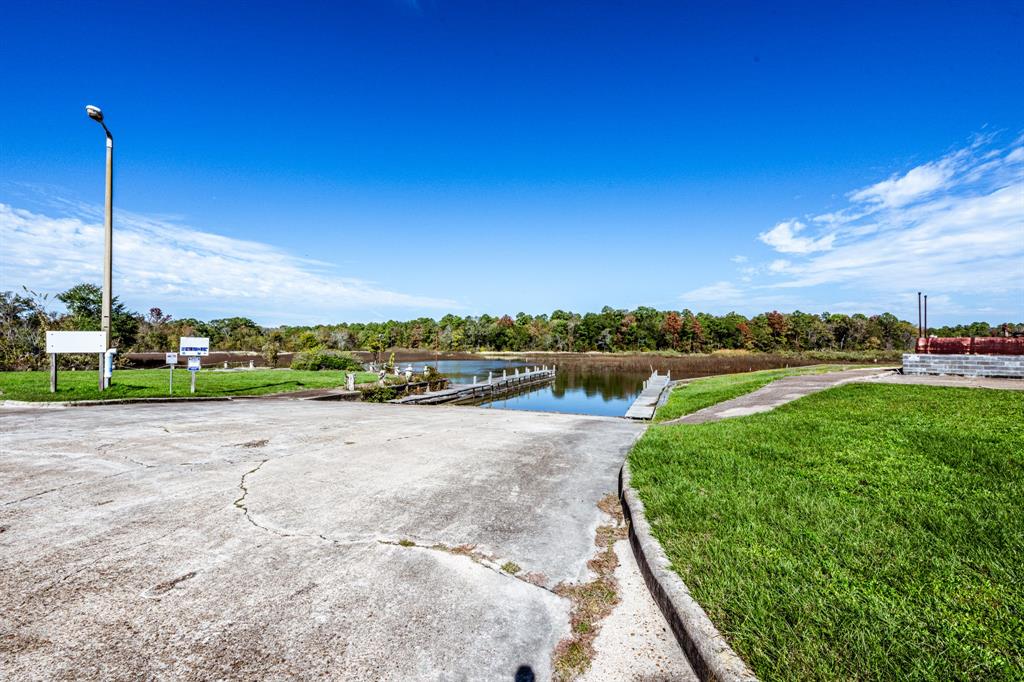 TBD Pools Creek Drive, Huntsville, Texas image 4