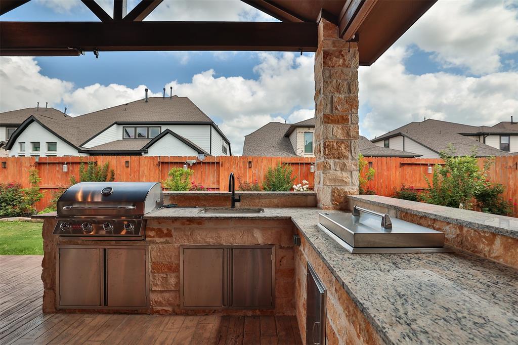 18326 Daybreak Glen Way, Cypress, Texas image 30