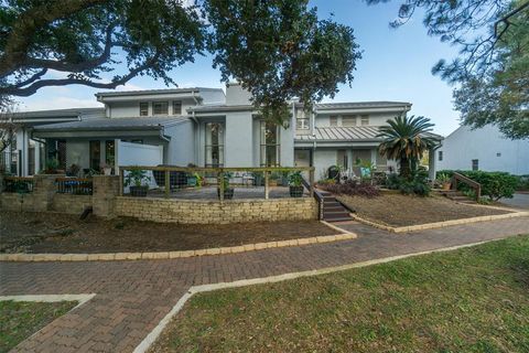 A home in La Porte