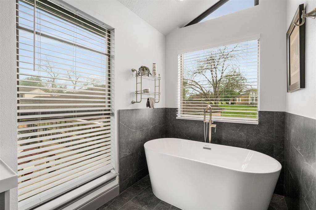 1022 Lake View Drive, Montgomery, Texas image 15