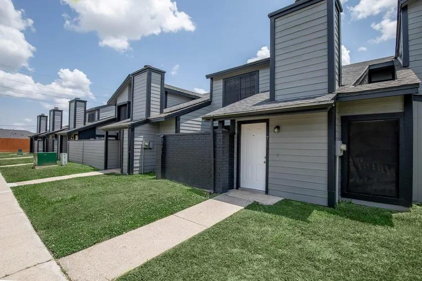 810 Dunson Glen Drive 708
