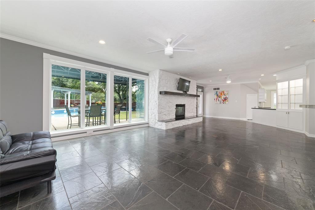 1647 Kelliwood Oaks Drive, Katy, Texas image 13